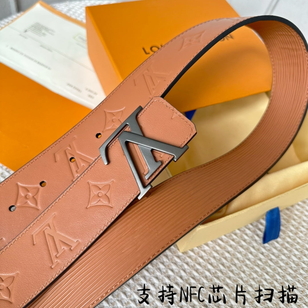 14E57P   (High quality leather belt With full package)