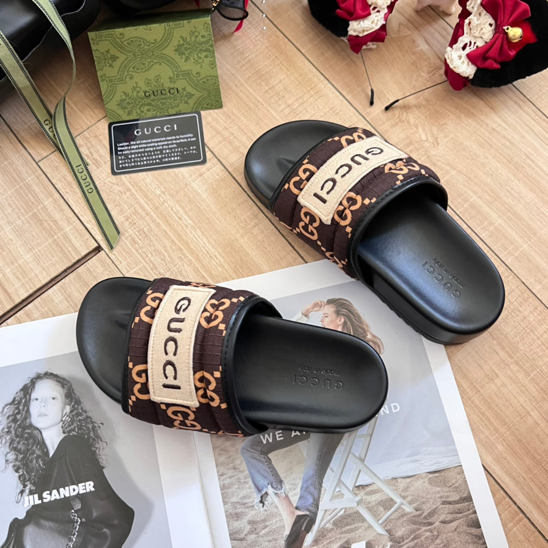 14B84Z  fashion  Slippers