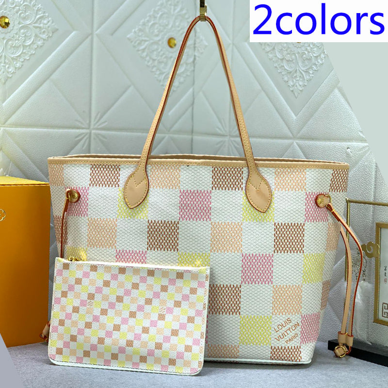 2XE341B  Fashionable leather bag 