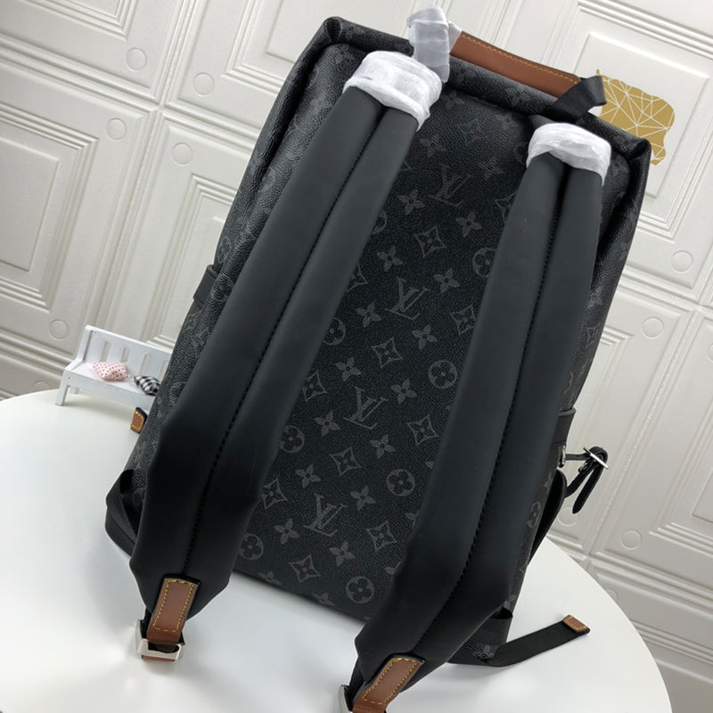 2XE354B  Fashion leather backpacks