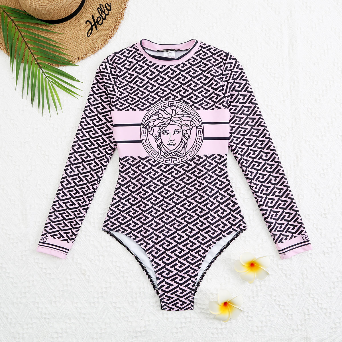 14V103Y   fashion Long sleeve swimsuit