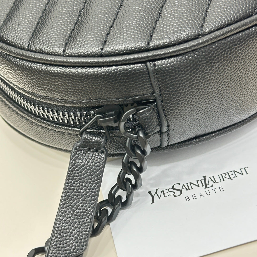 1XSL270B Fashion bag