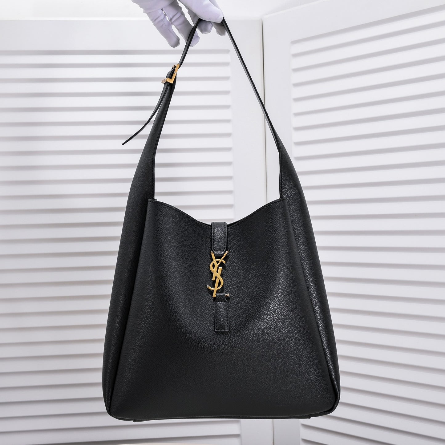 XSL4B  Fashionable leather bag 