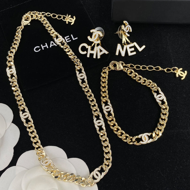 14E571X  Fashionable and high quality Earrings Bracelets Necklaces