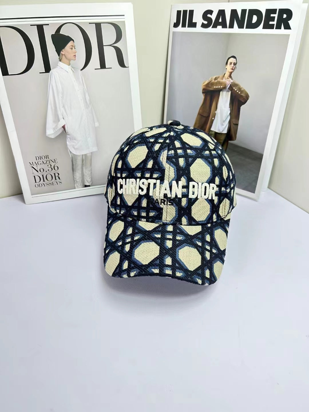 14D317M  Fashion hats