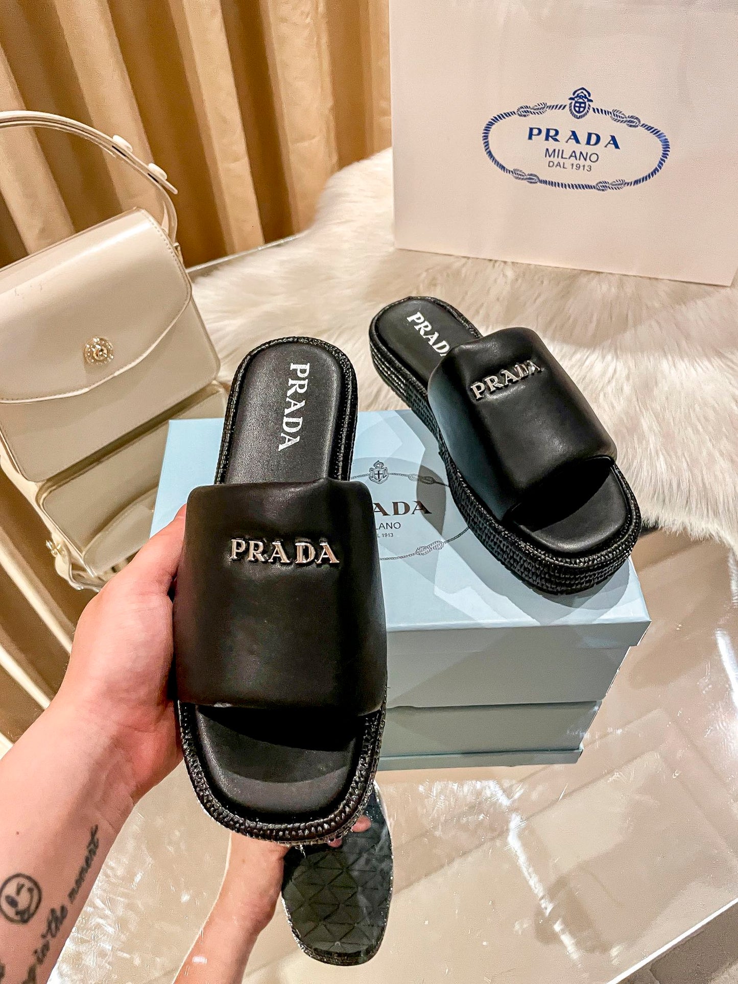 14PD176Z  fashion Slippers