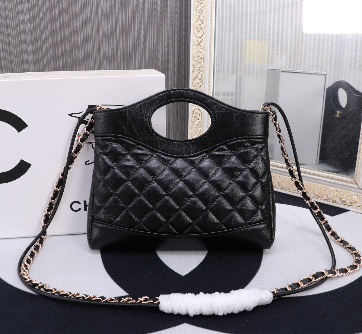 2XE310B  Fashionable leather bag 