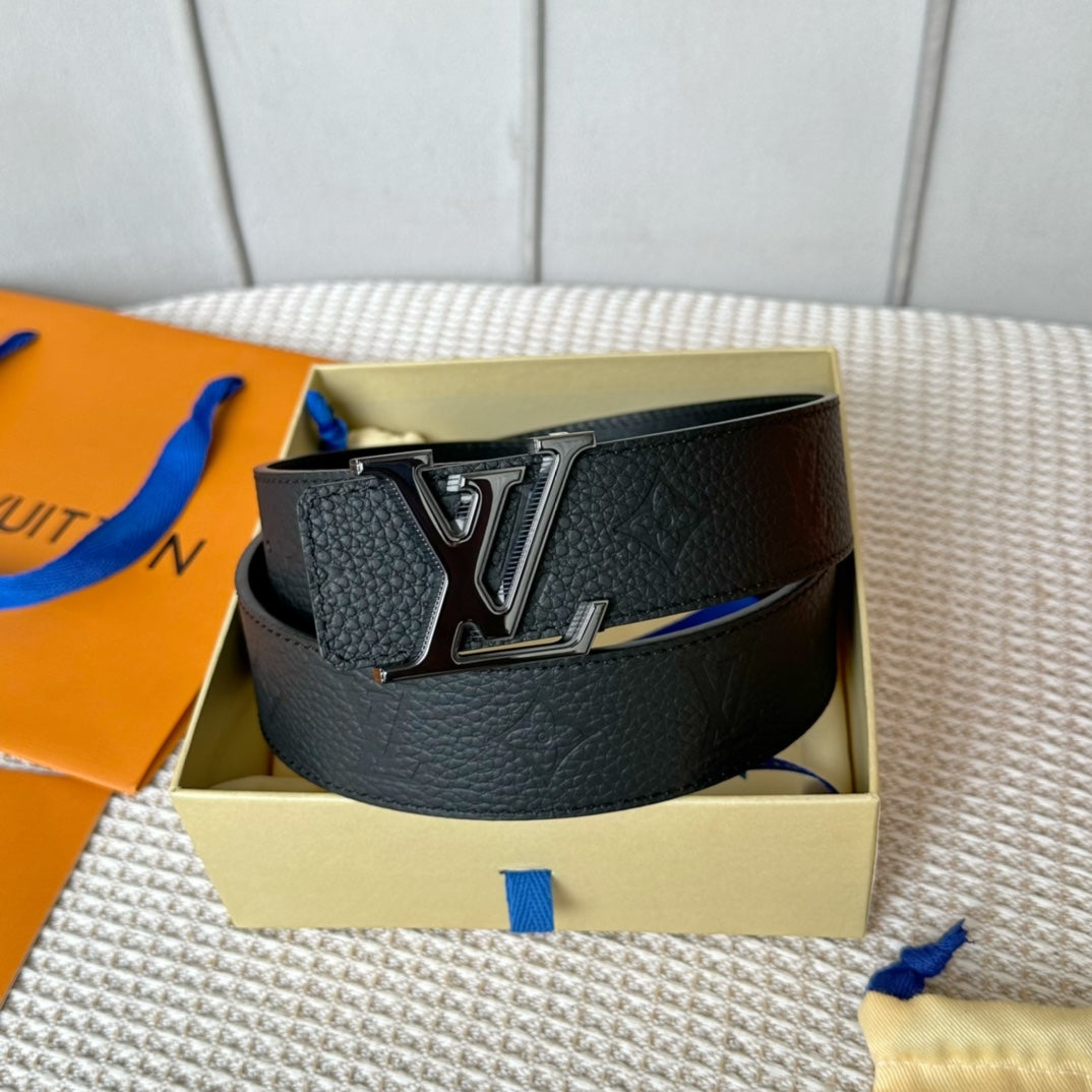 14E72P   (High quality leather belt With full package)