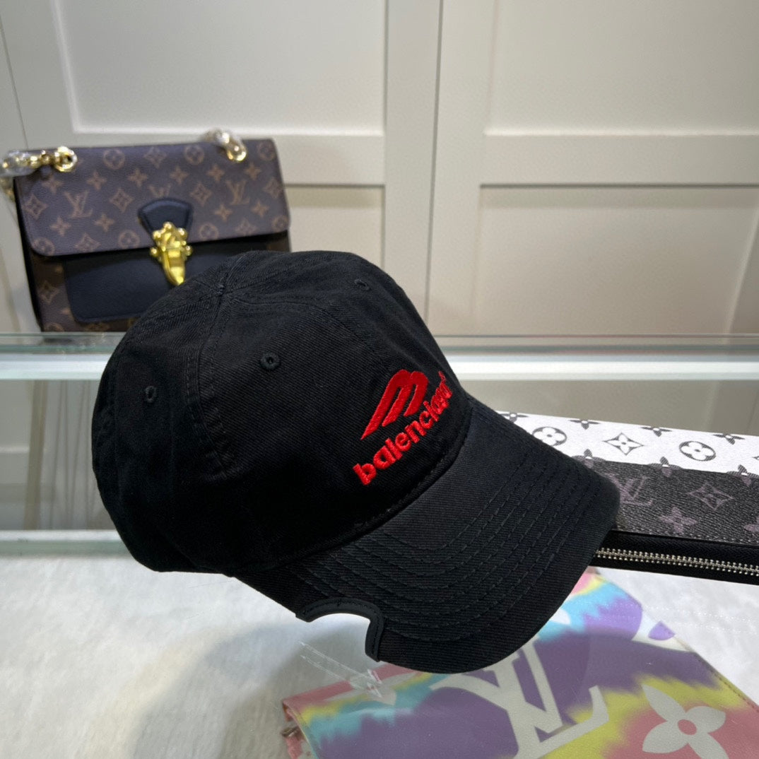 14J379M Fashion hats