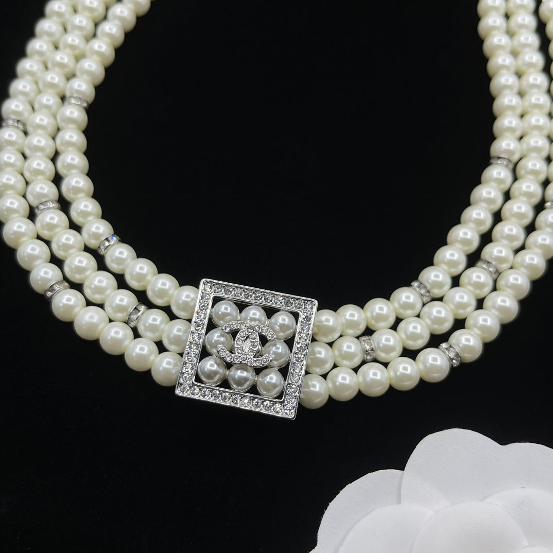 14C928X  Fashion Necklaces