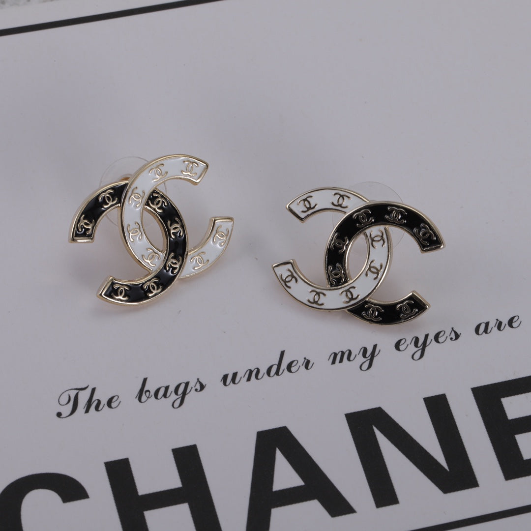 14C14E Fashionable and high quality earrings