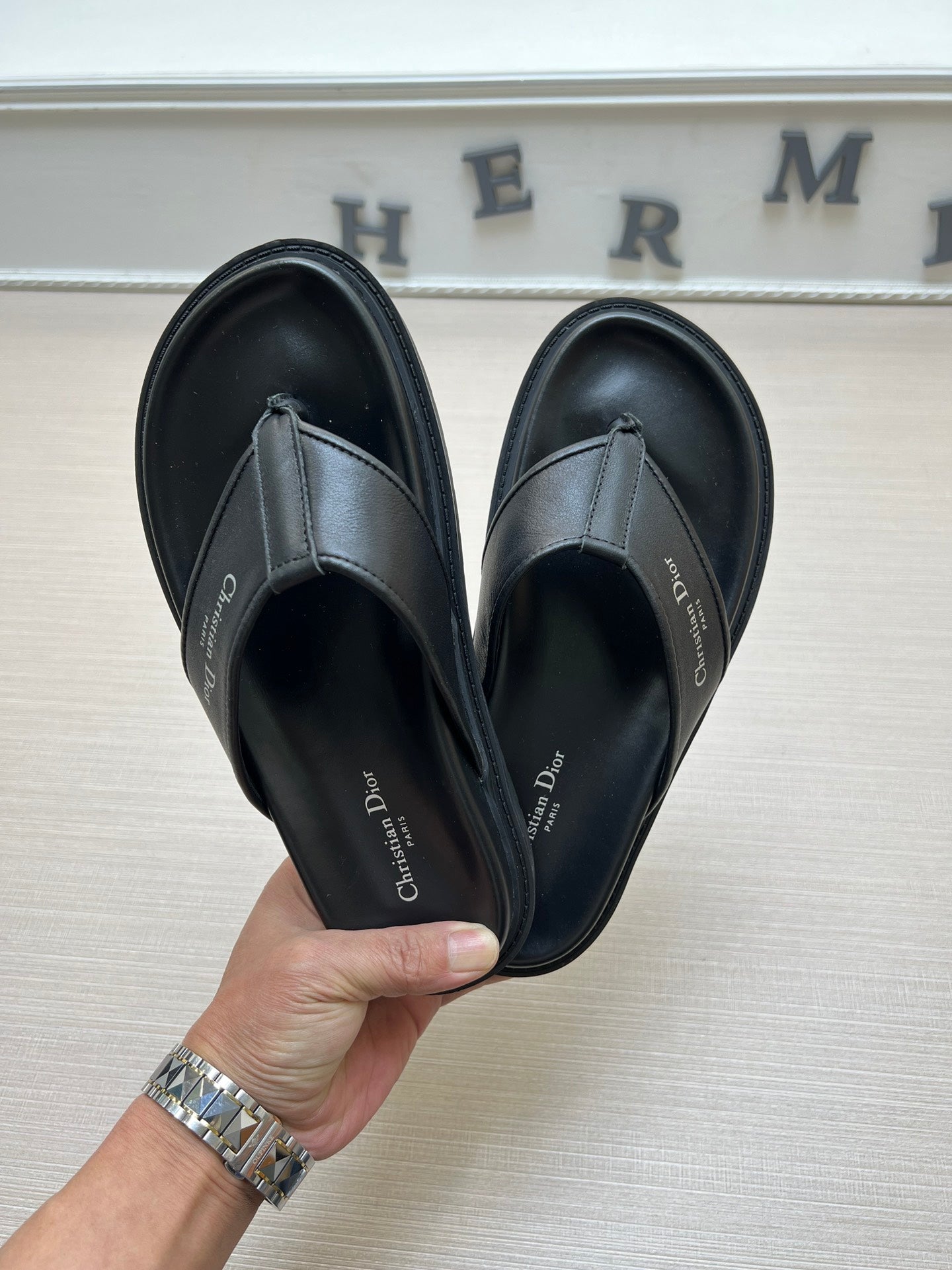 54D115Z   fashion  slippers