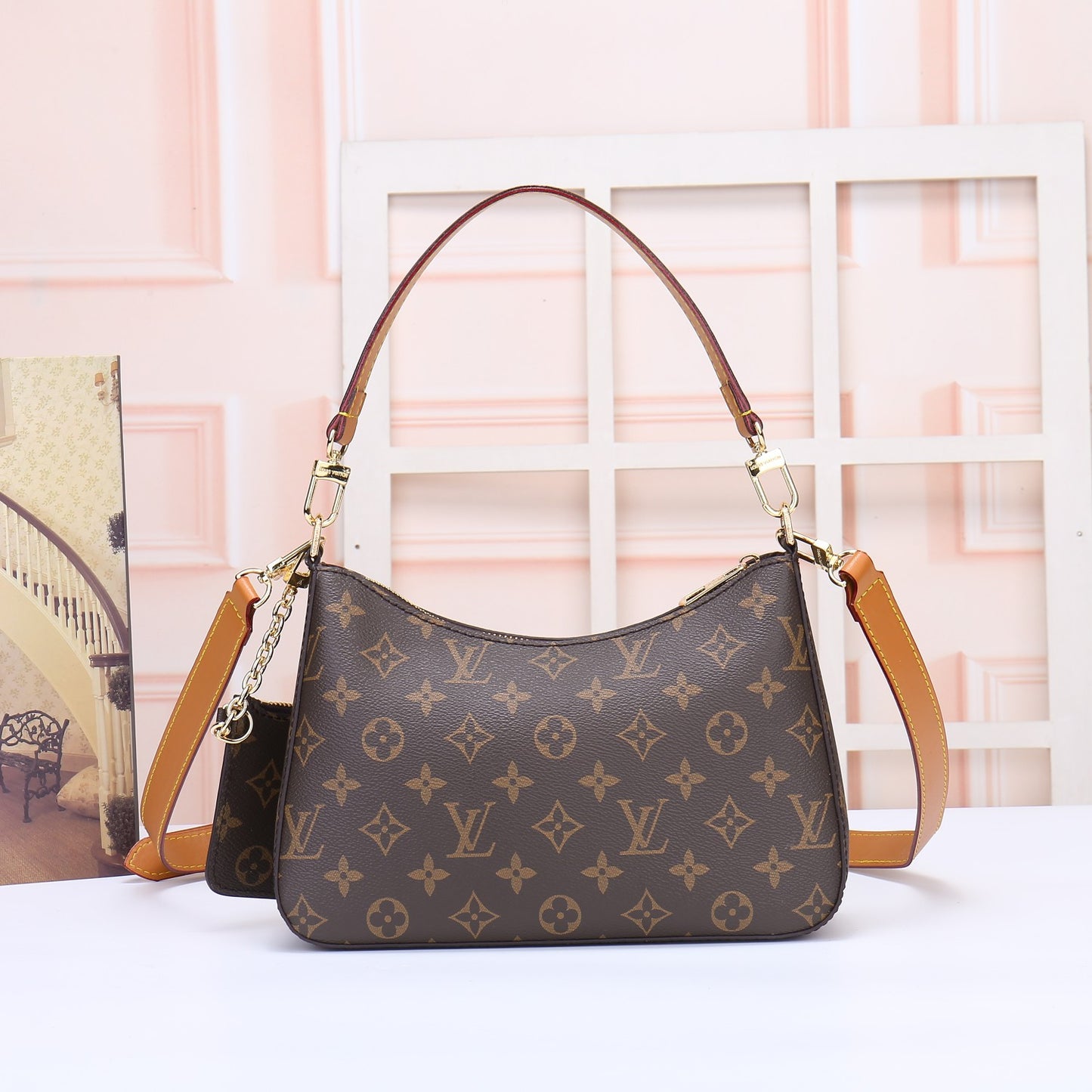 1XE52B  Fashionable leather bag 