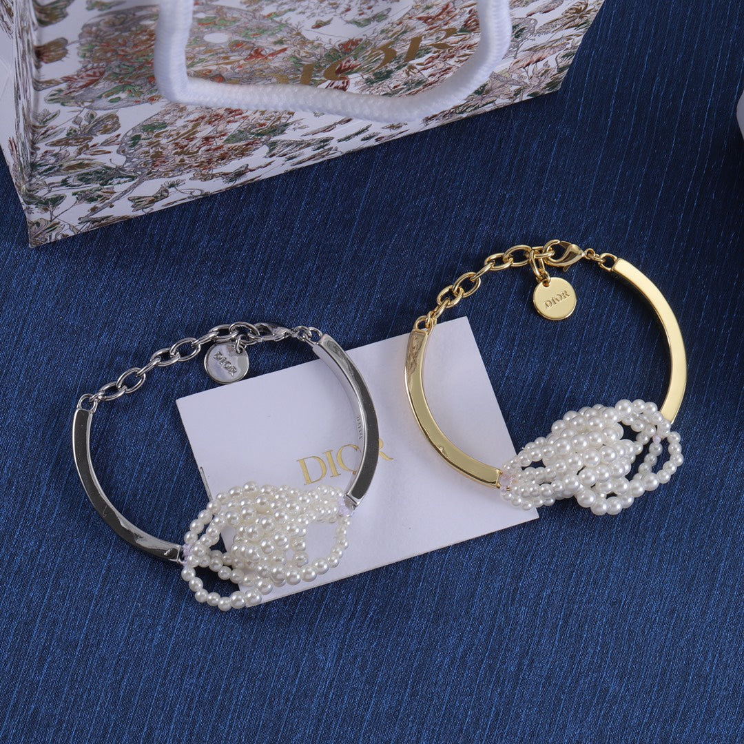 14D1012K   Fashion  Bracelets