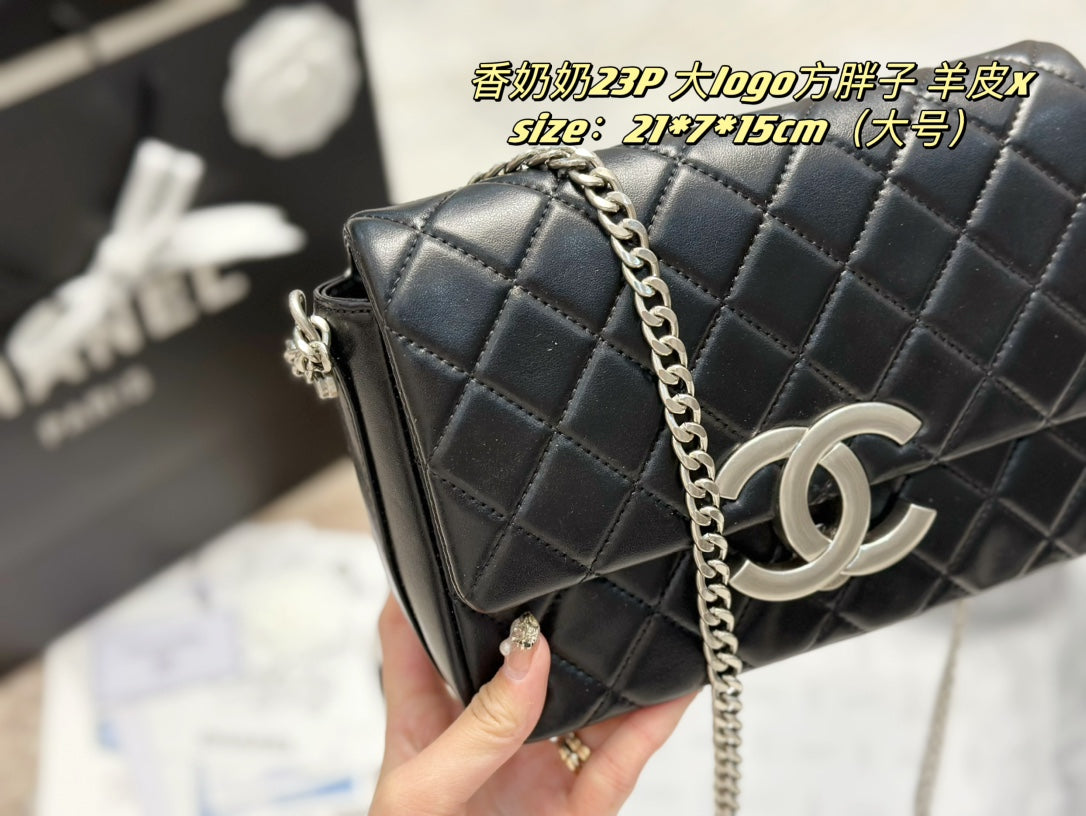 6XC218B (  Fashionable leather bag )