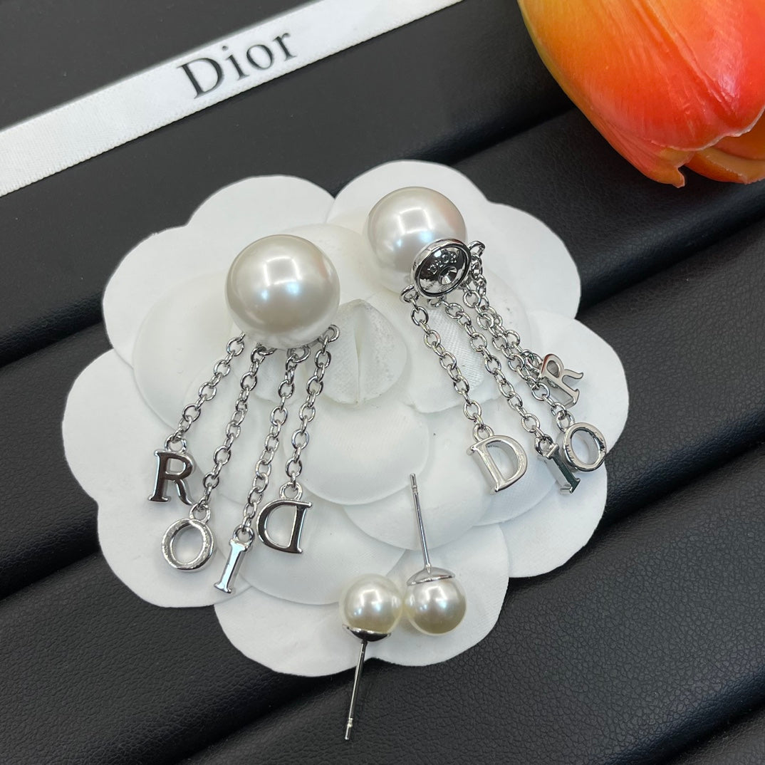 14D675E  Fashion Earrings