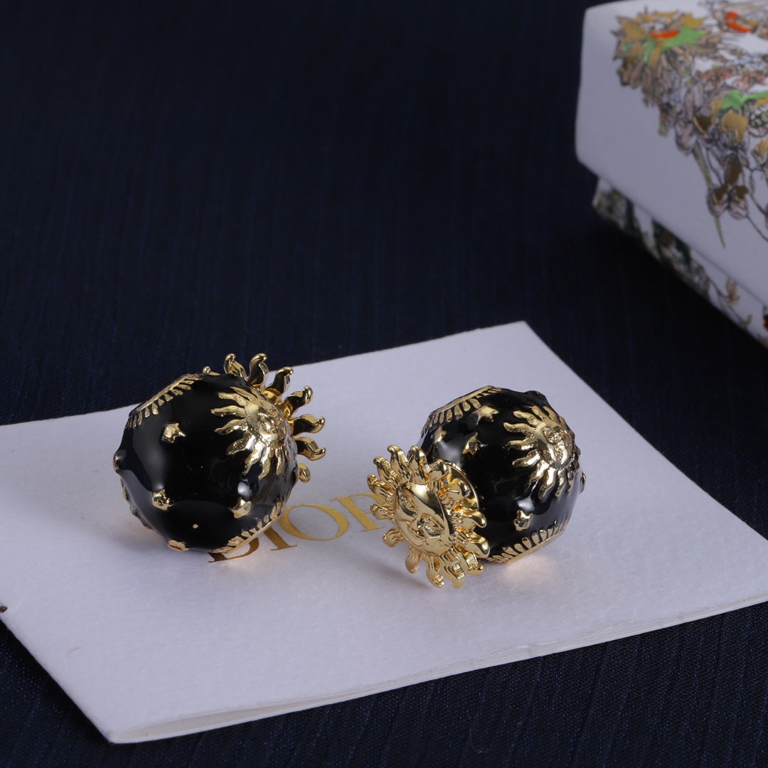 14D496E  Fashionable and high quality Earrings