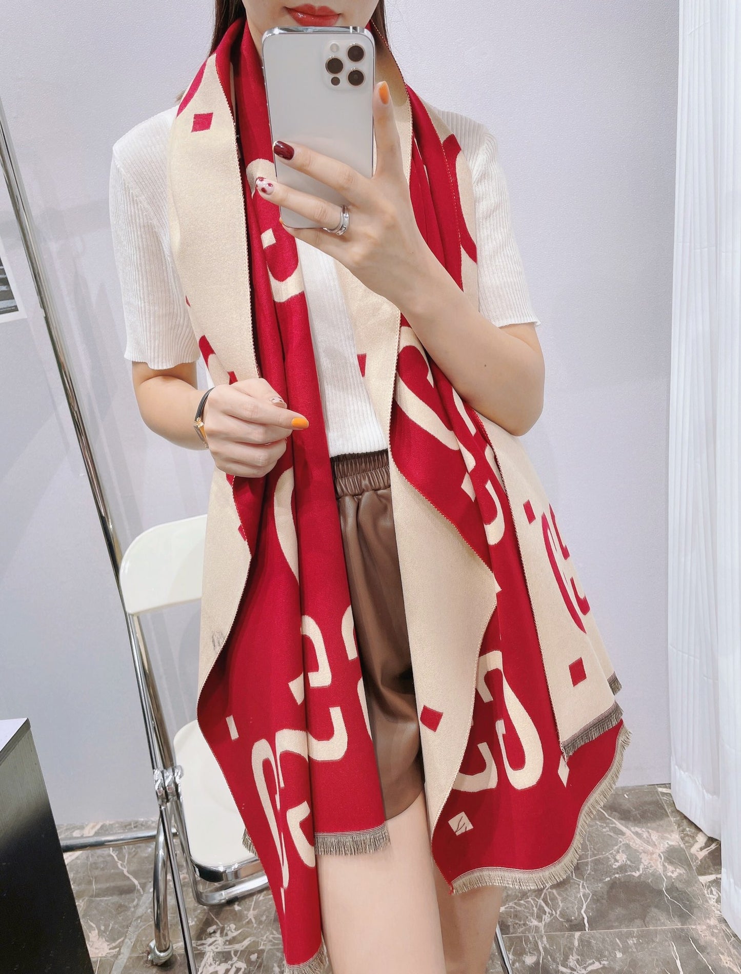 14B463W　 Fashion scarves