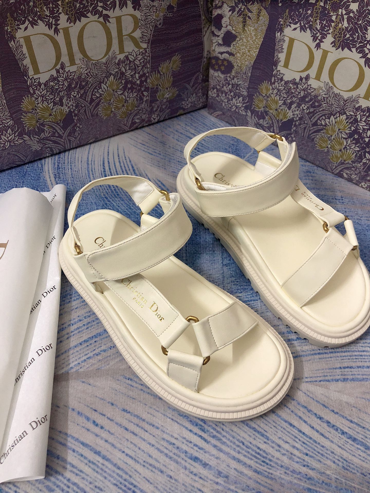 14D8Z   fashion sandals