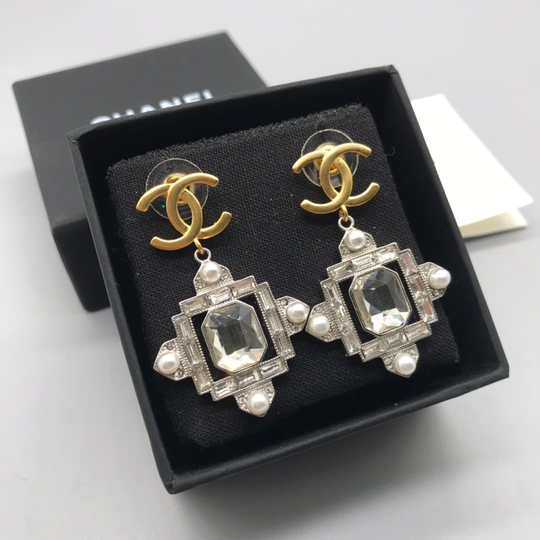 14C116E  Fashionable and high quality earrings