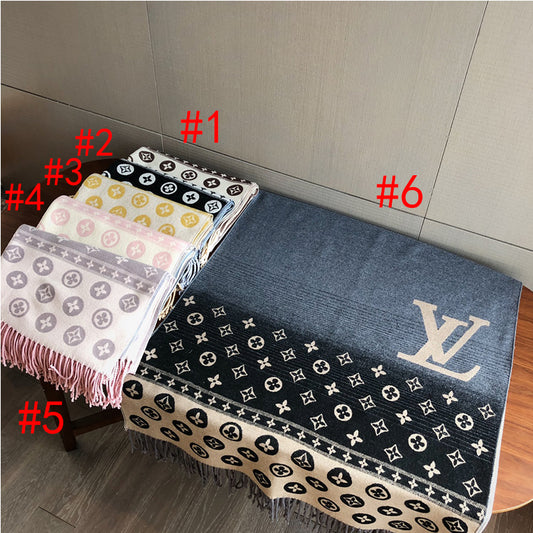 14E467W　 Fashion scarves