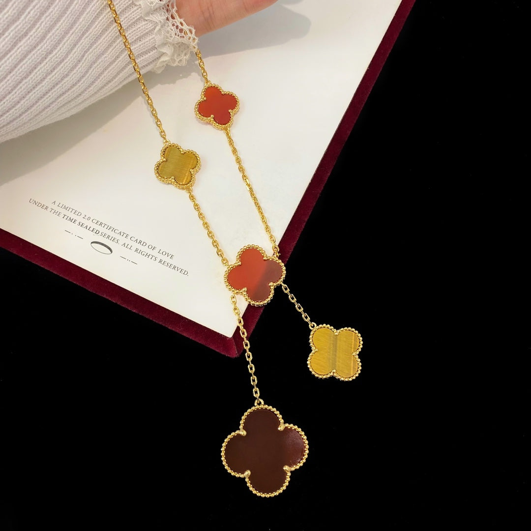 5XVA182K (High quality 6 flowers necklaces)