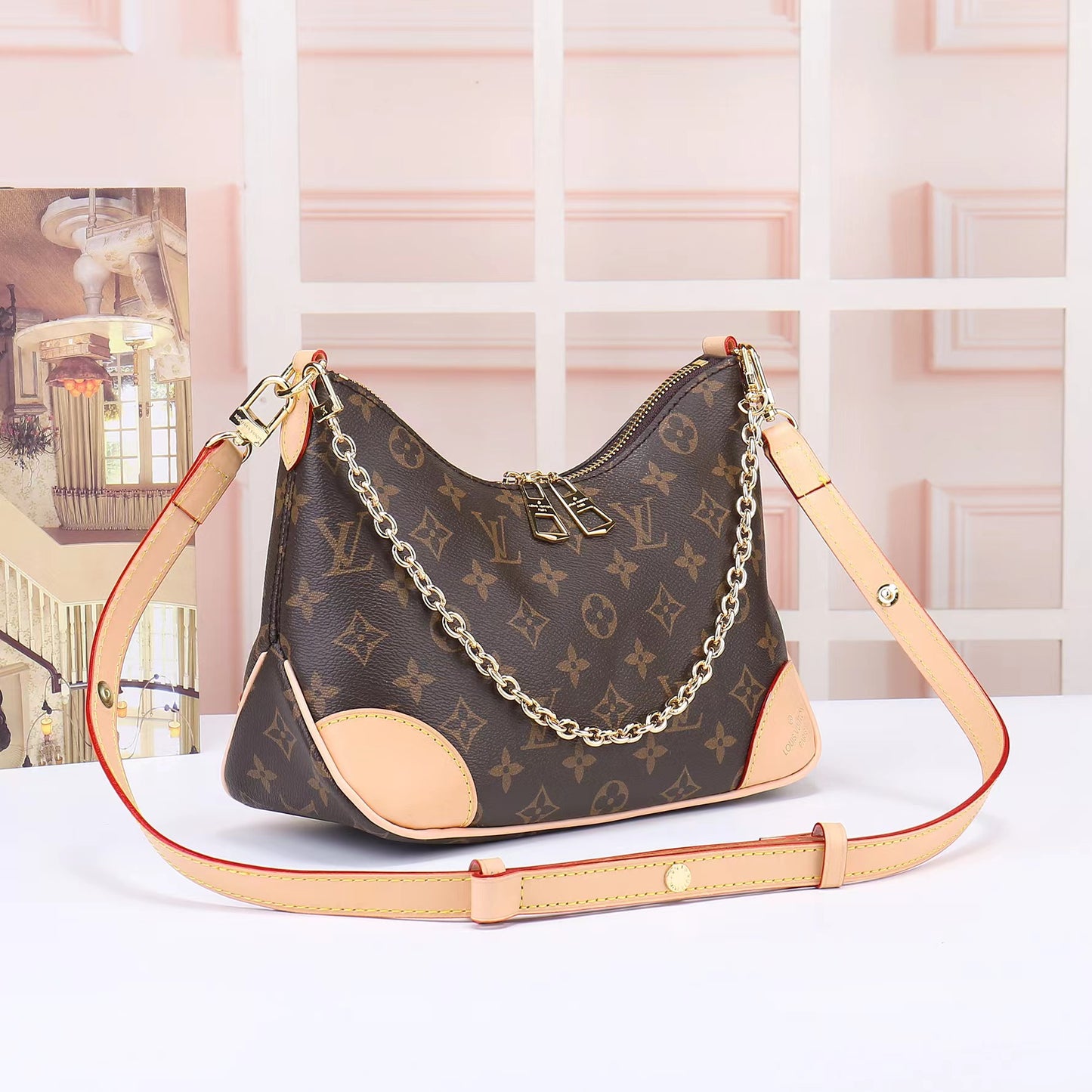 1XE57B (Fashionable leather bag )