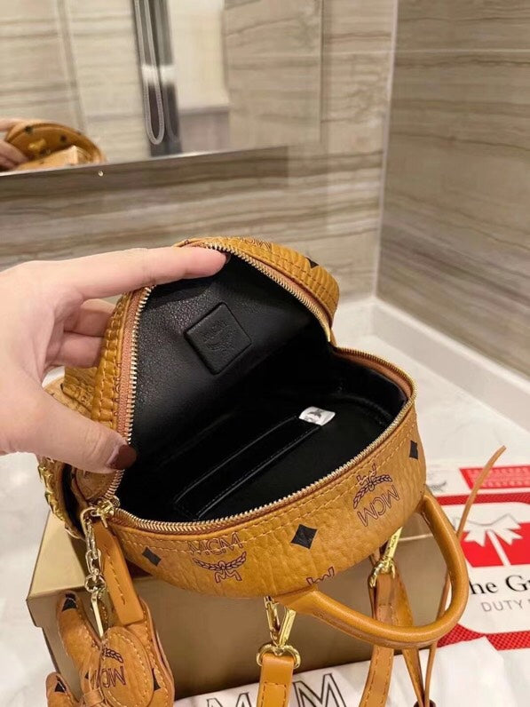 2XM332B  Fashionable leather bag 