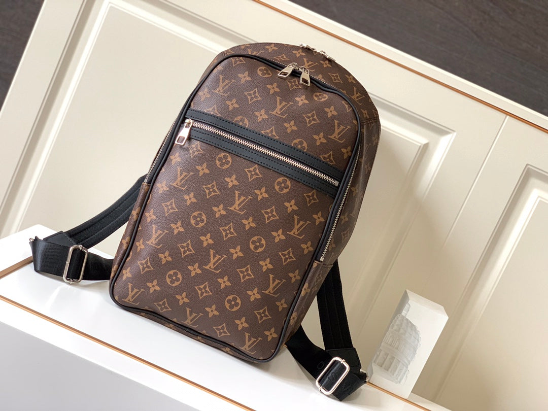 2XE356B Fashion leather backpacks