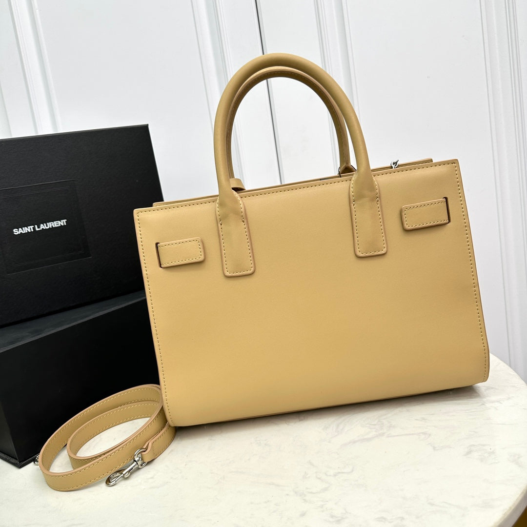 1XSL269B ( Fashionable leather bag )