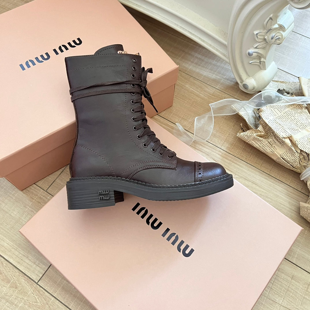 1XA60Z Fashionable leather  boots