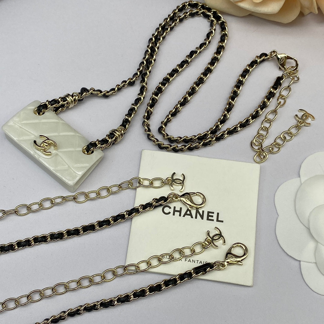 14C527X  Fashionable and high quality Necklaces