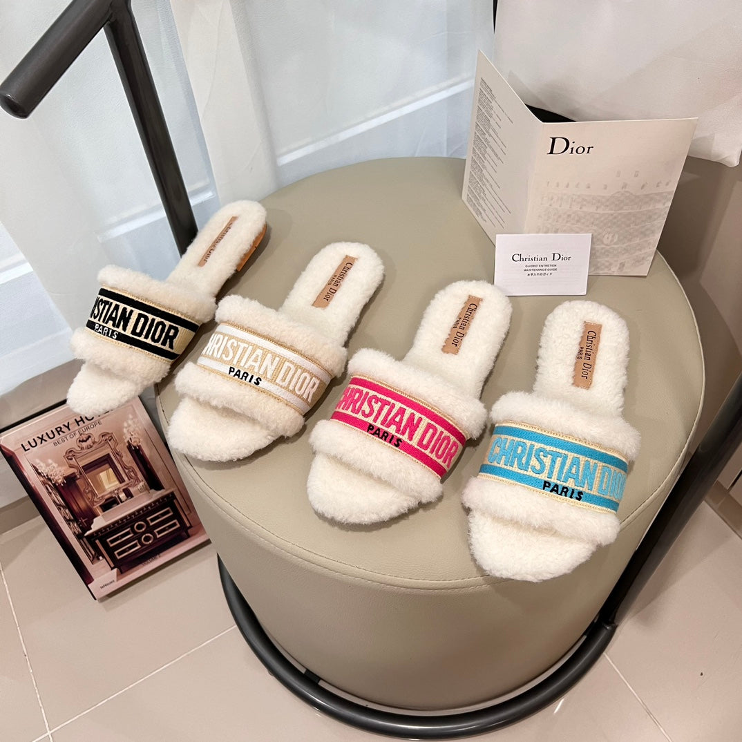 1JD4Z  Fashion Slippers