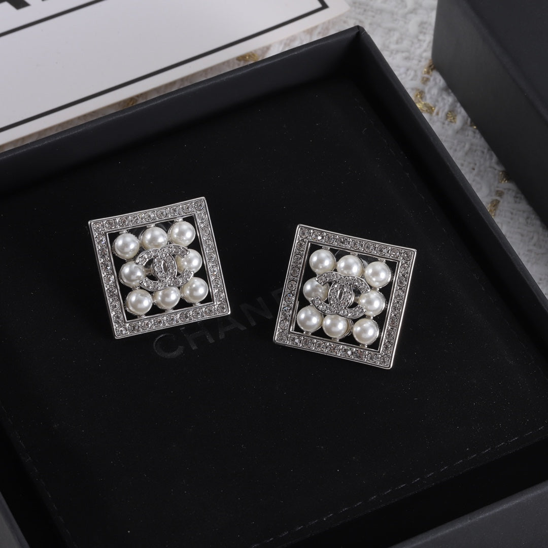 14C376E   Fashionable and high quality  Earrings