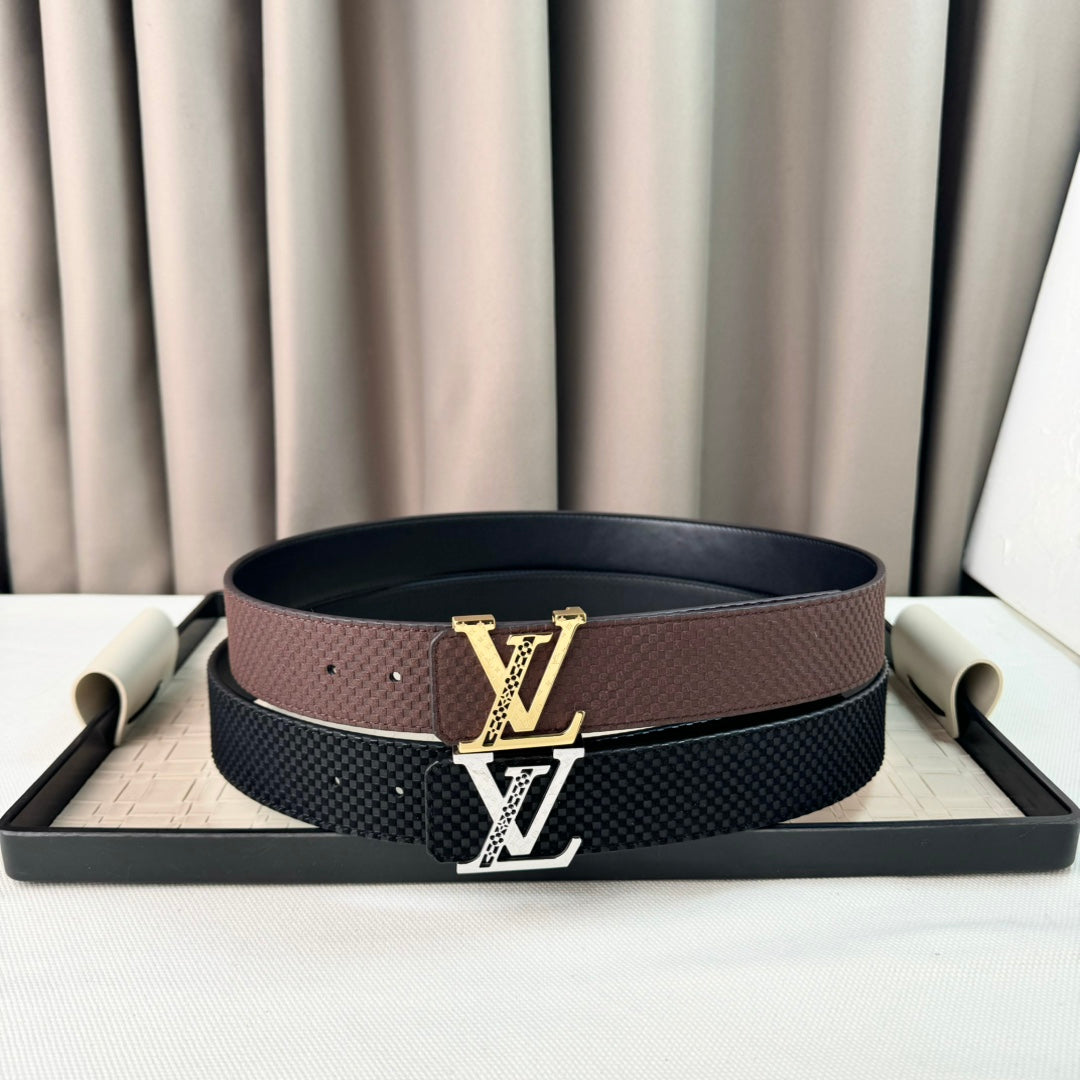 14E25P   (High quality leather belt With full package)