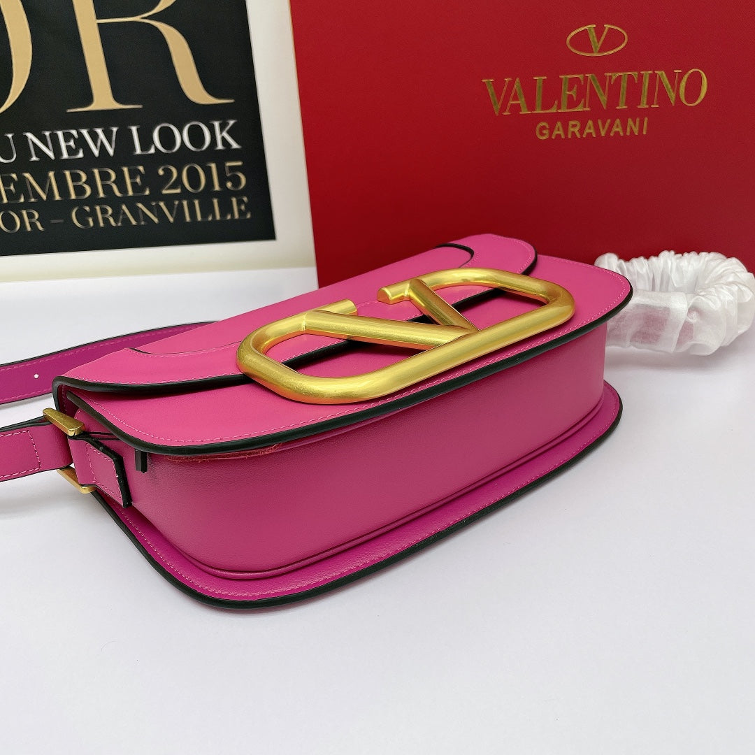 5A45B  Fashionable leather bag 