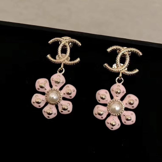 14C48E  Fashionable and high quality earrings