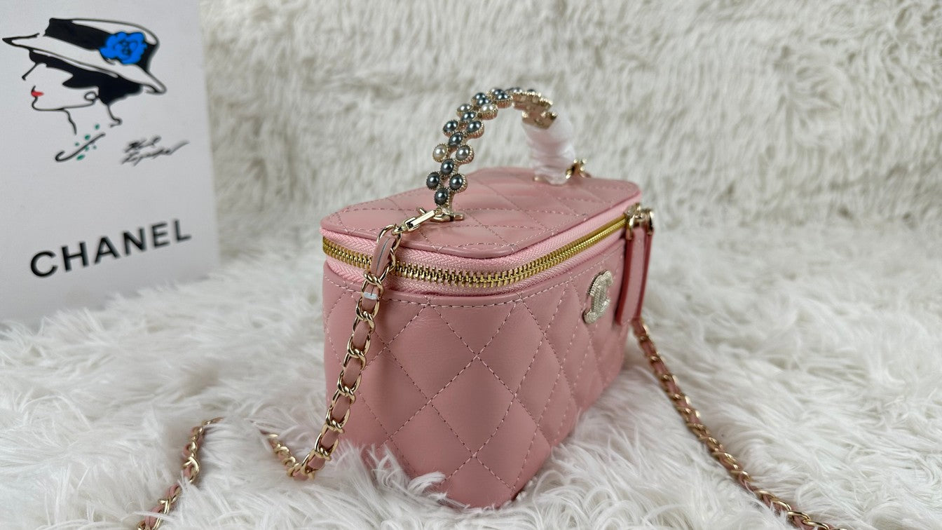 1XC377B  Fashionable leather bag 