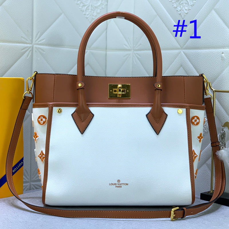 2XE338B  Fashionable leather bag 