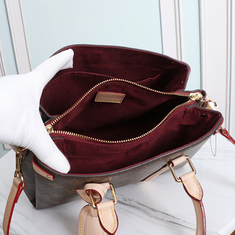 E12B  Fashionable leather bag 