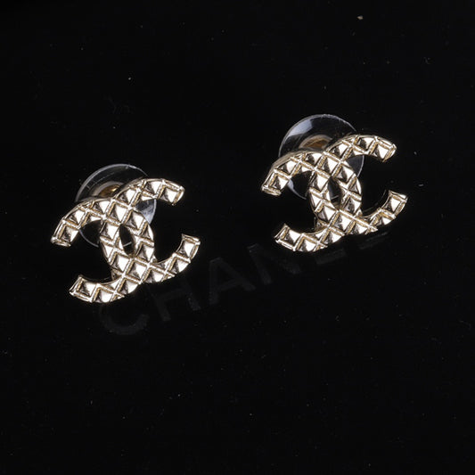 14C7E  Fashionable and high quality earrings