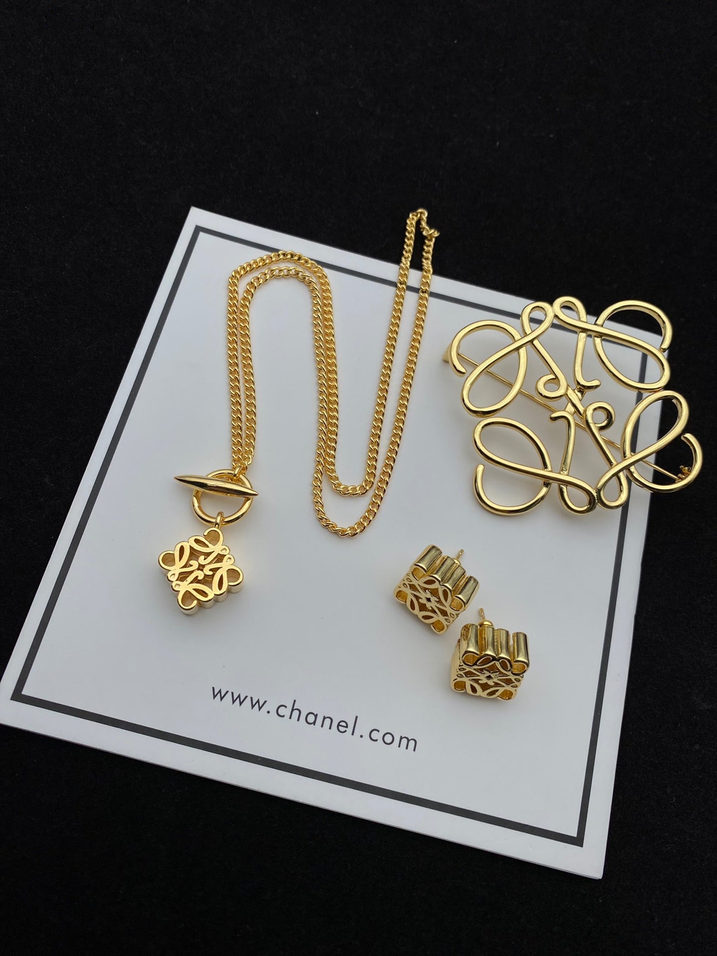 14A600X  Fashionable and high quality Earrings Brooch Necklaces