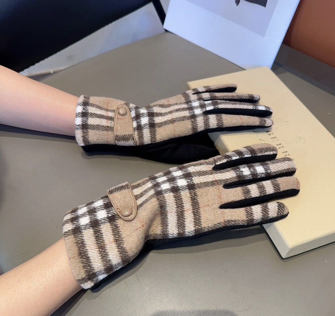 14R57S   High quality fashionable sheepskin gloves