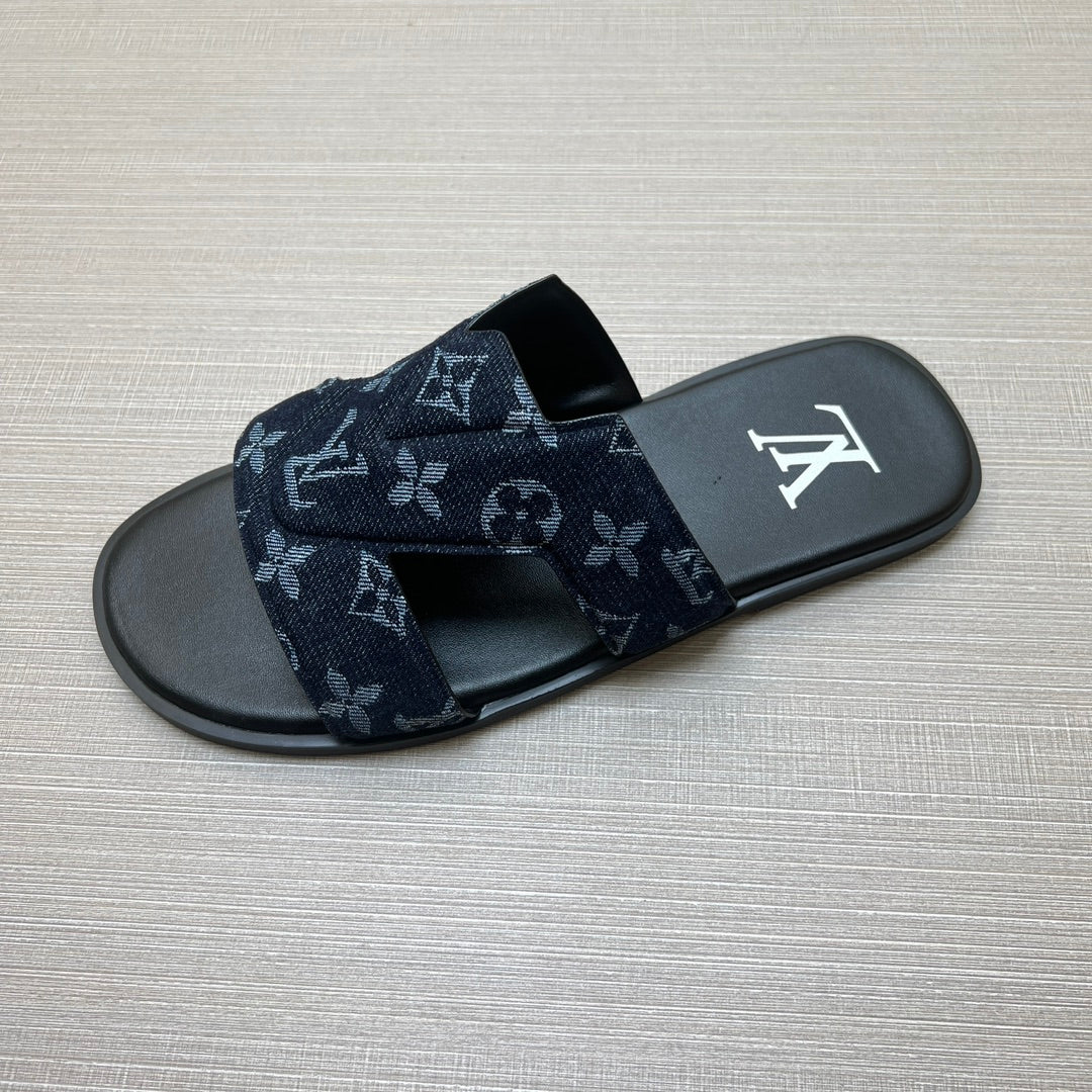 54E29Z   fashion  slippers