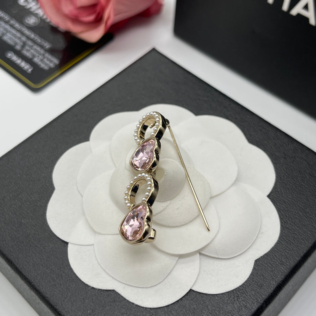 14C892X   Fashion Brooch