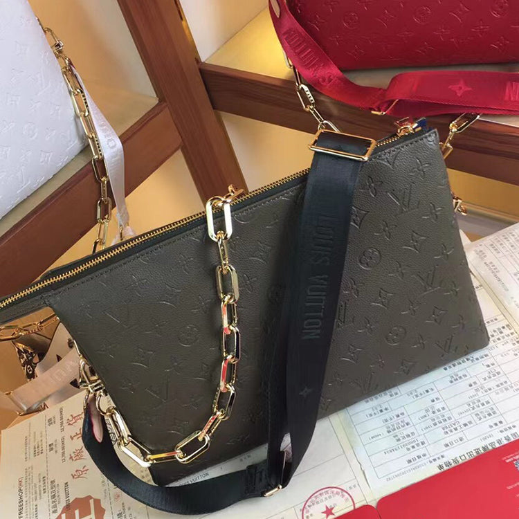 2E42B  Fashionable leather bag 