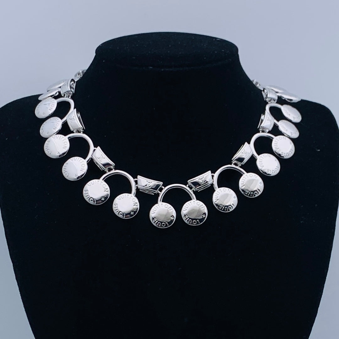 14E970X   Fashion Necklaces