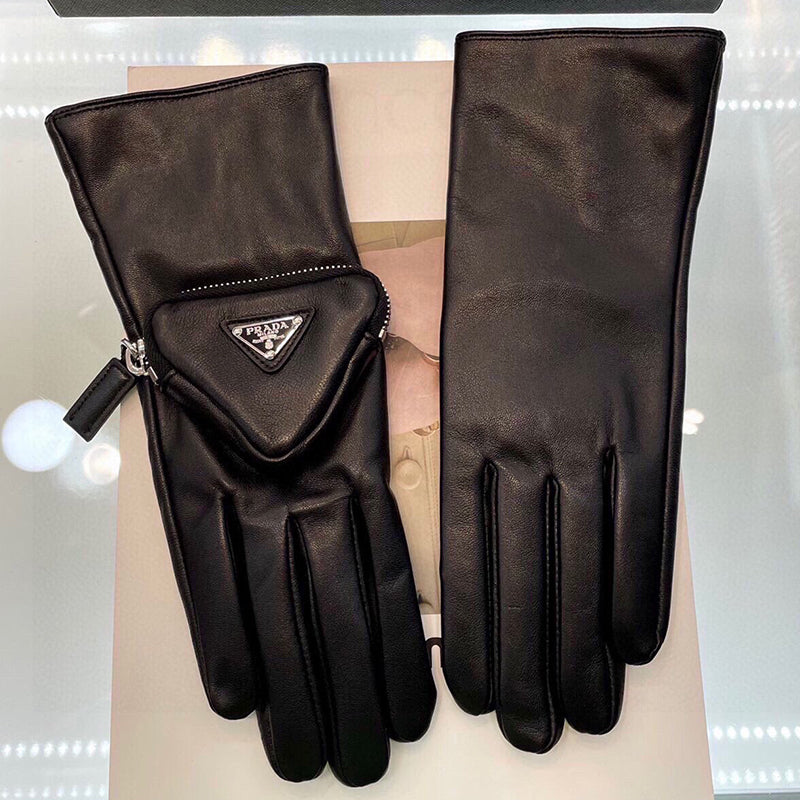 24PD98S   Fashion gloves