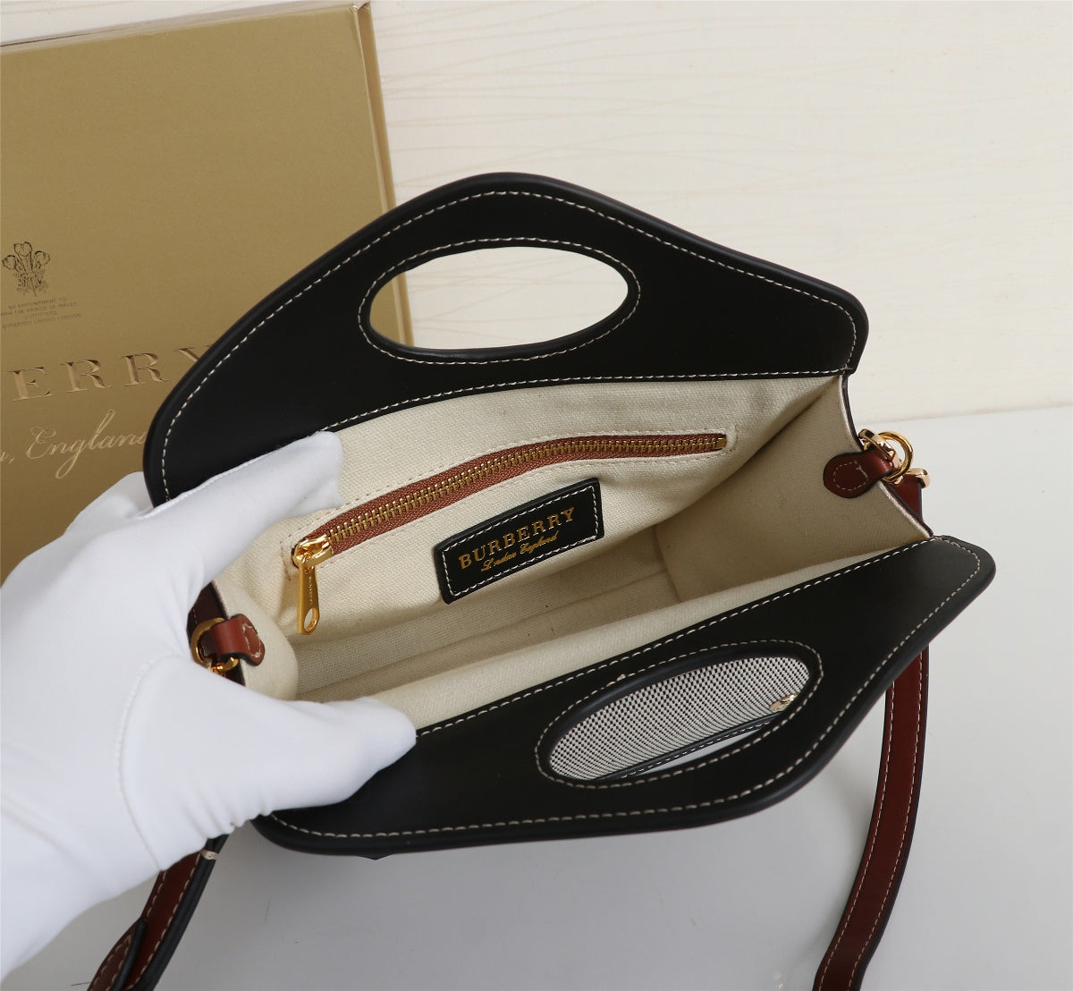 2XR300B  Fashionable  bag 