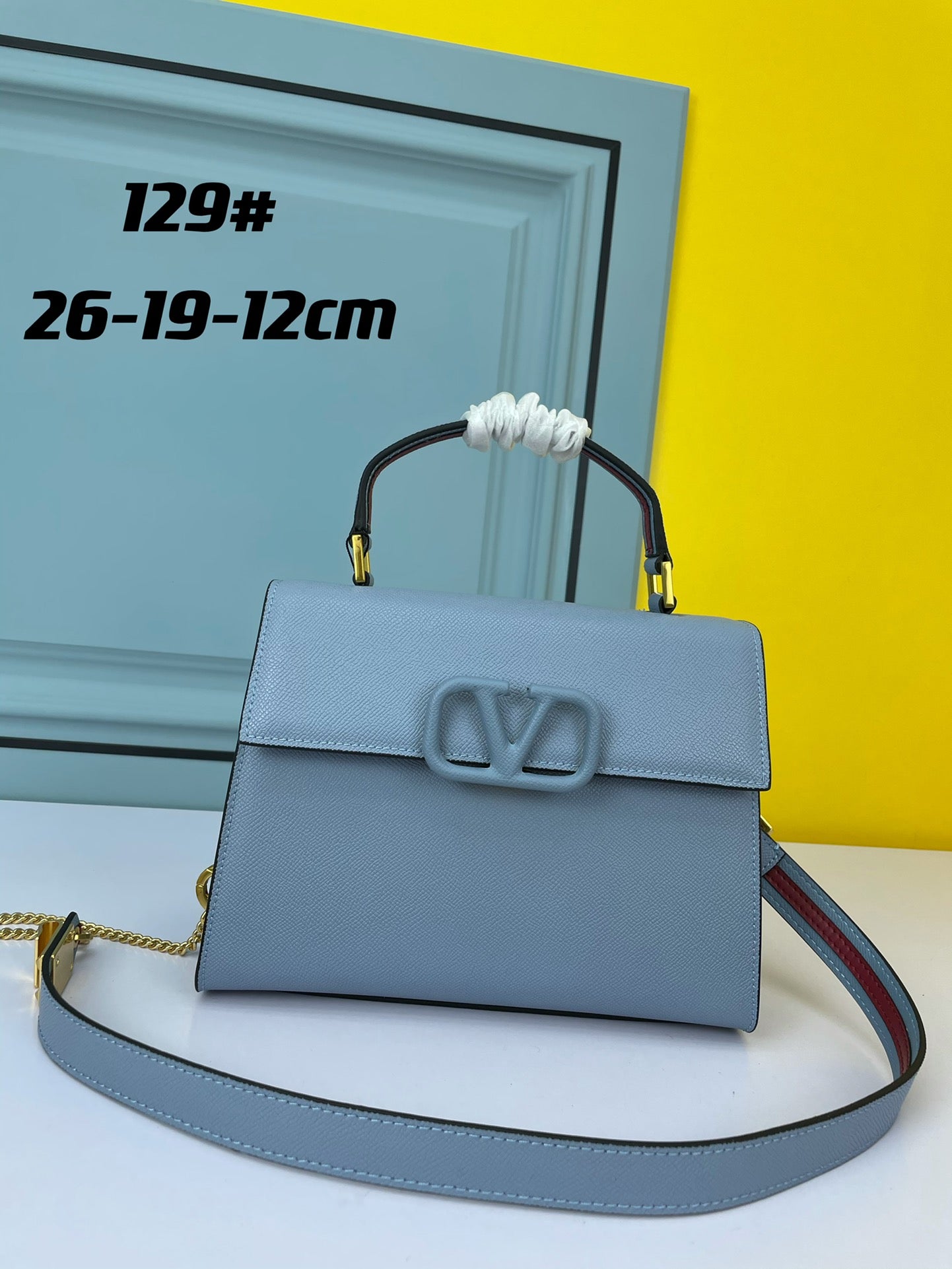 1XVL30B  Fashionable leather bag 